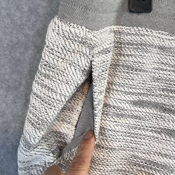 Hollister Beach Shorts Men Size XL Gray With Lining And Stretch - Picture 9 of 13